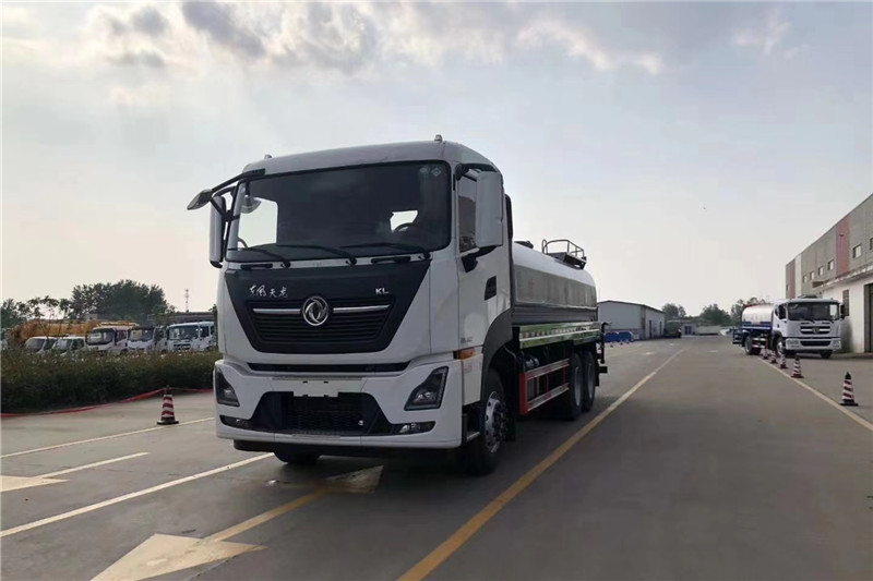 東風(fēng)天龍后八輪20噸噴霧車，國六綠化噴灑車
